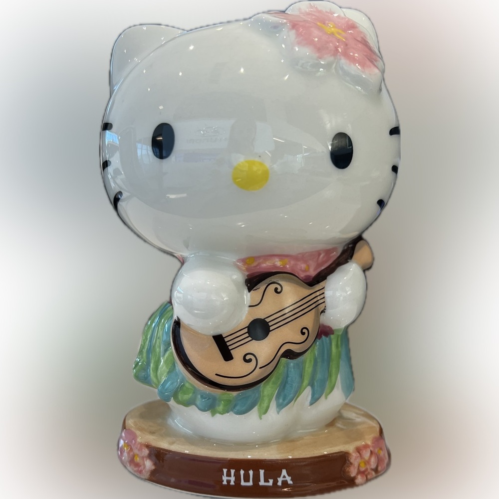 ♥️Great Valentine’s Day Gift!!💝 Blue Sky Hello Kitty ceramic hula figurine